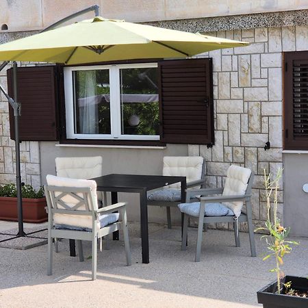 Apartments Marzic Pag Town Dış mekan fotoğraf