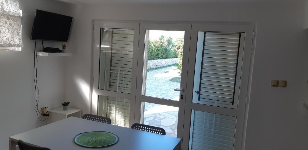 Apartments Marzic Pag Town Dış mekan fotoğraf