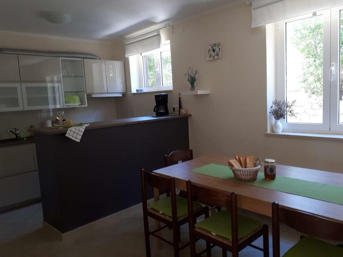 Apartments Marzic Pag Town Dış mekan fotoğraf